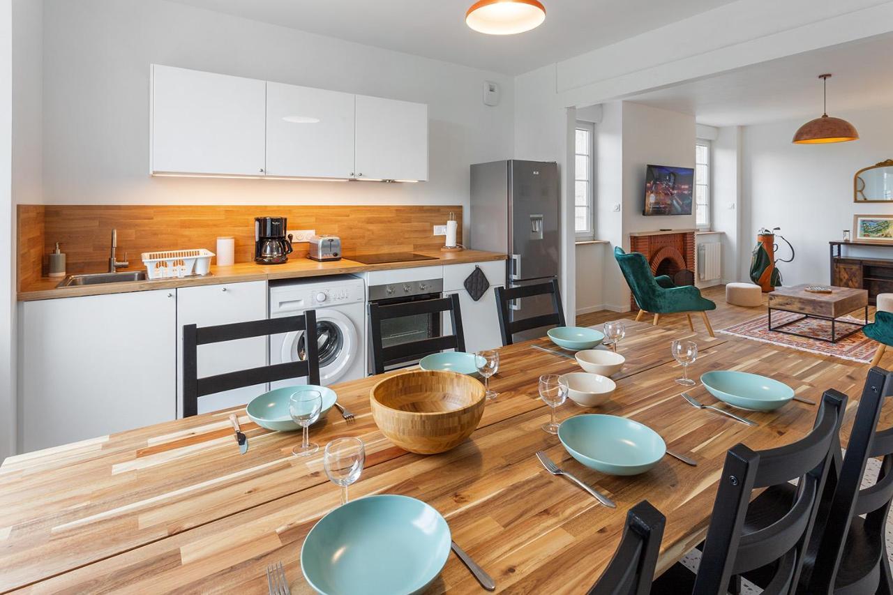 Apartamento Loft British Au Pied Du Mont ! Pontorson Exterior foto